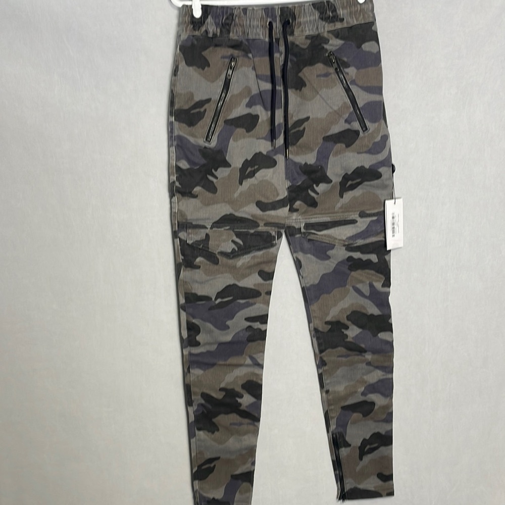 I LOVE UGLY ZESPY CAMO PANTS